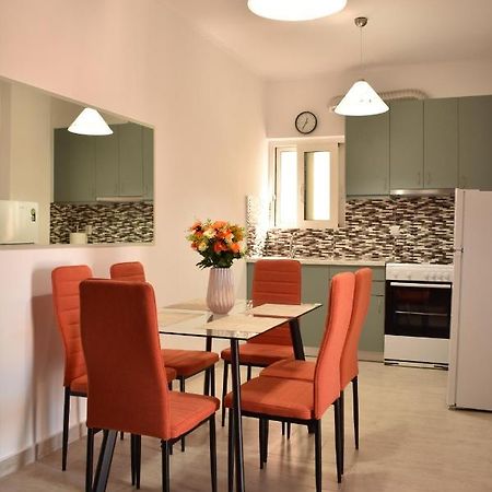 Iris Apartment Chania  Bagian luar foto