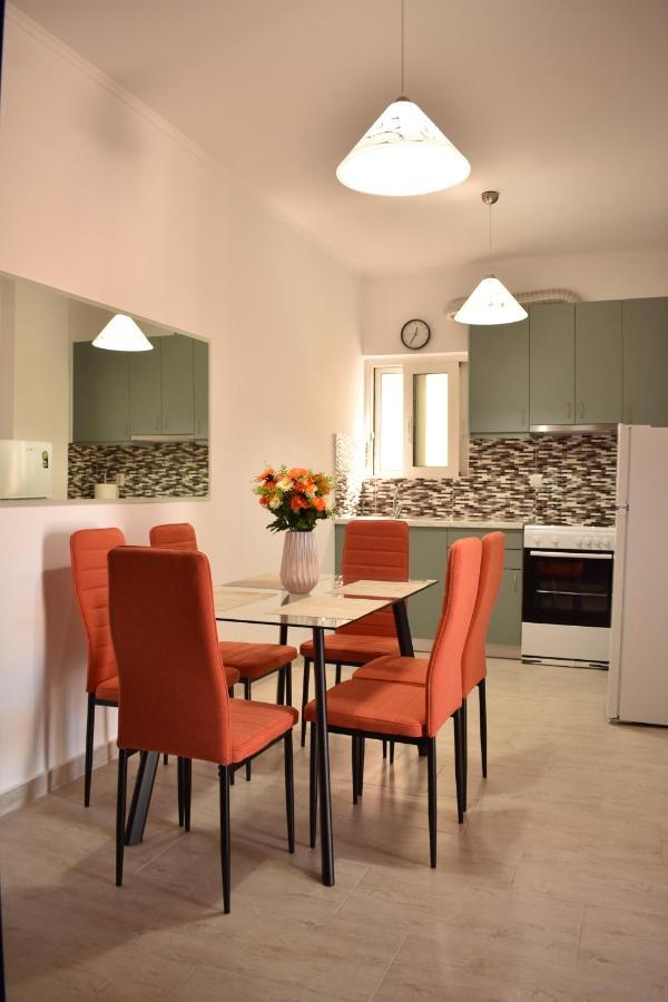 Iris Apartment Chania  Bagian luar foto